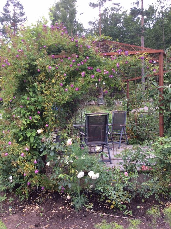 Sibbarp Bed & Breakfast Nasum Exterior photo